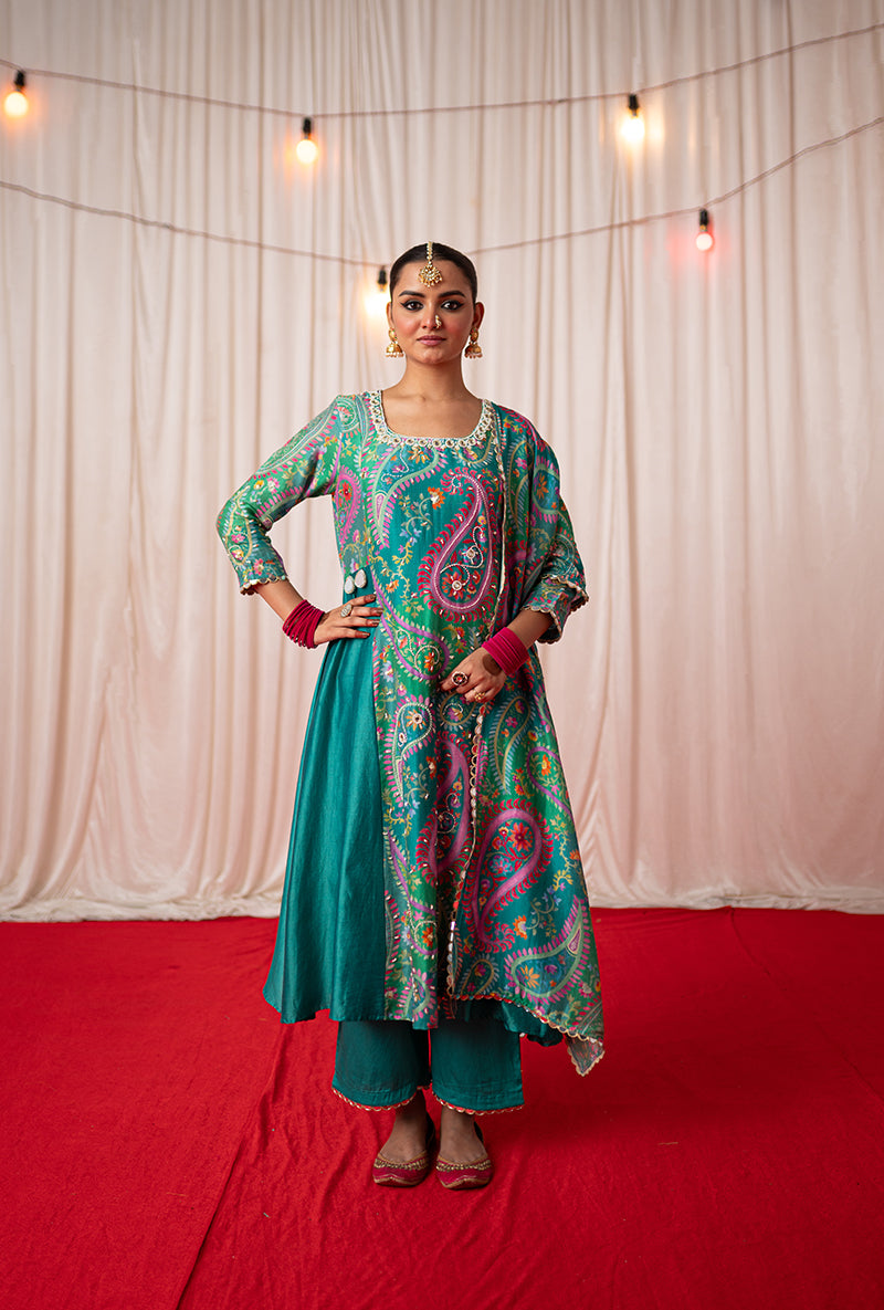 Green Embroidered Side Panel Kikli Kurta Set