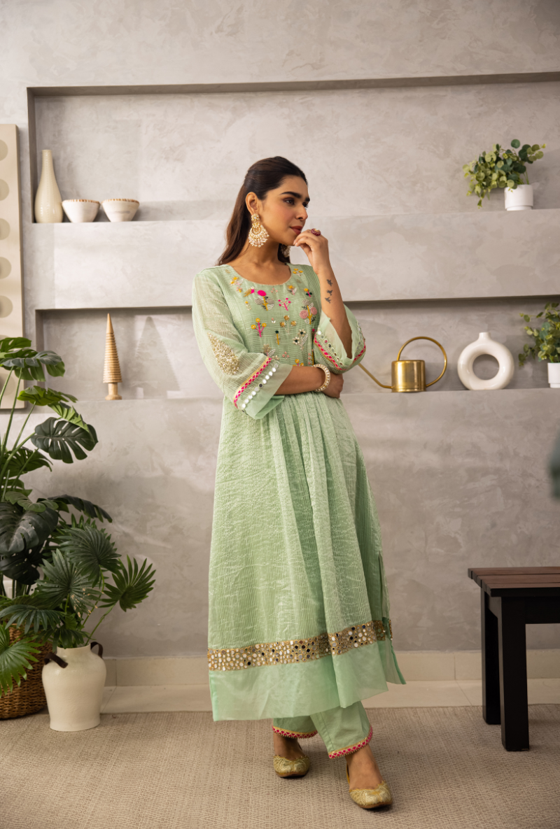 Aqua Resham Yoke Front Pleats Laado Kurta Set