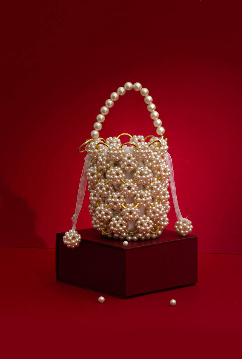 Leila Off-white Pearl Ring Bucket Bag