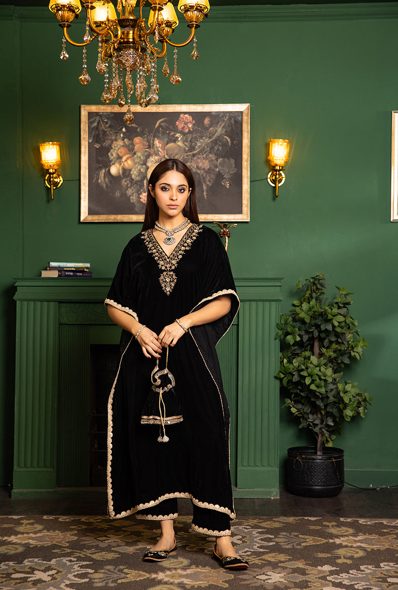 Black Velvet Dastaan Kaftaan Set