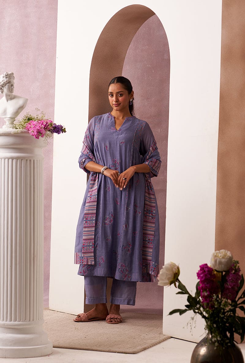 Lilac Classic Side Gather Mahira Kurta Set