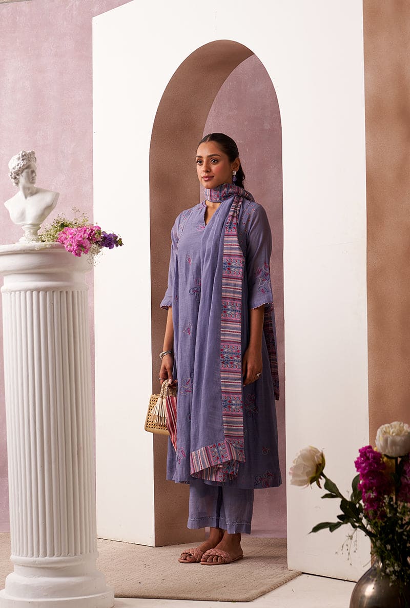 Lilac Classic Side Gather Mahira Kurta Set