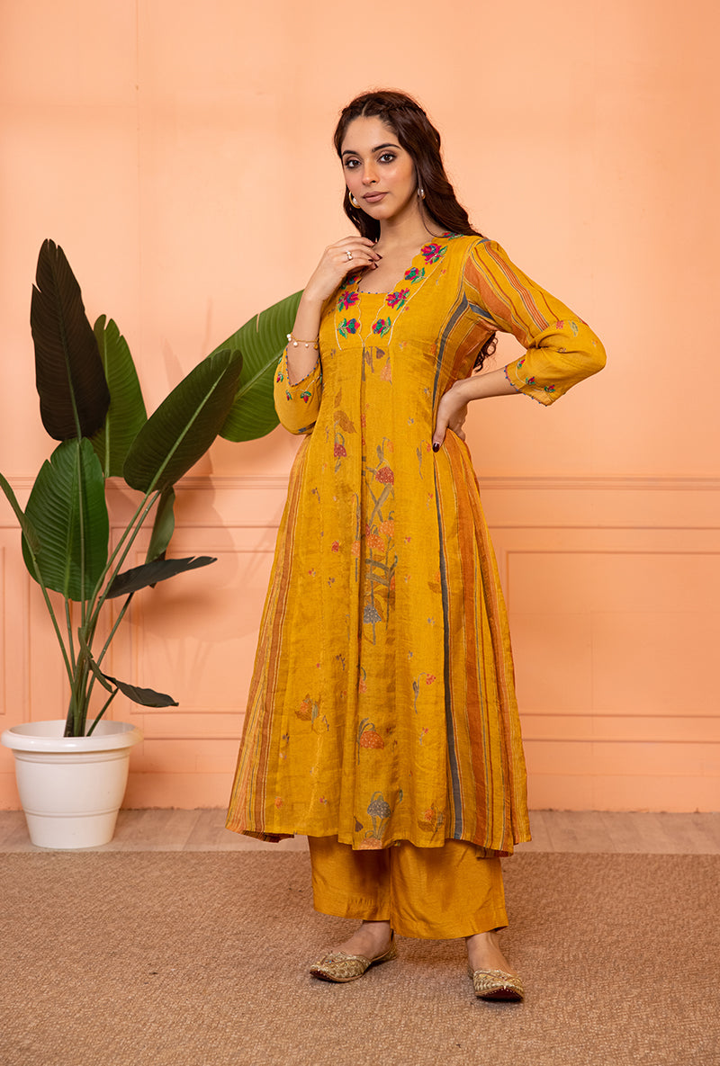 Mustard Yellow V-Neck Scallop Sia Kurta Set