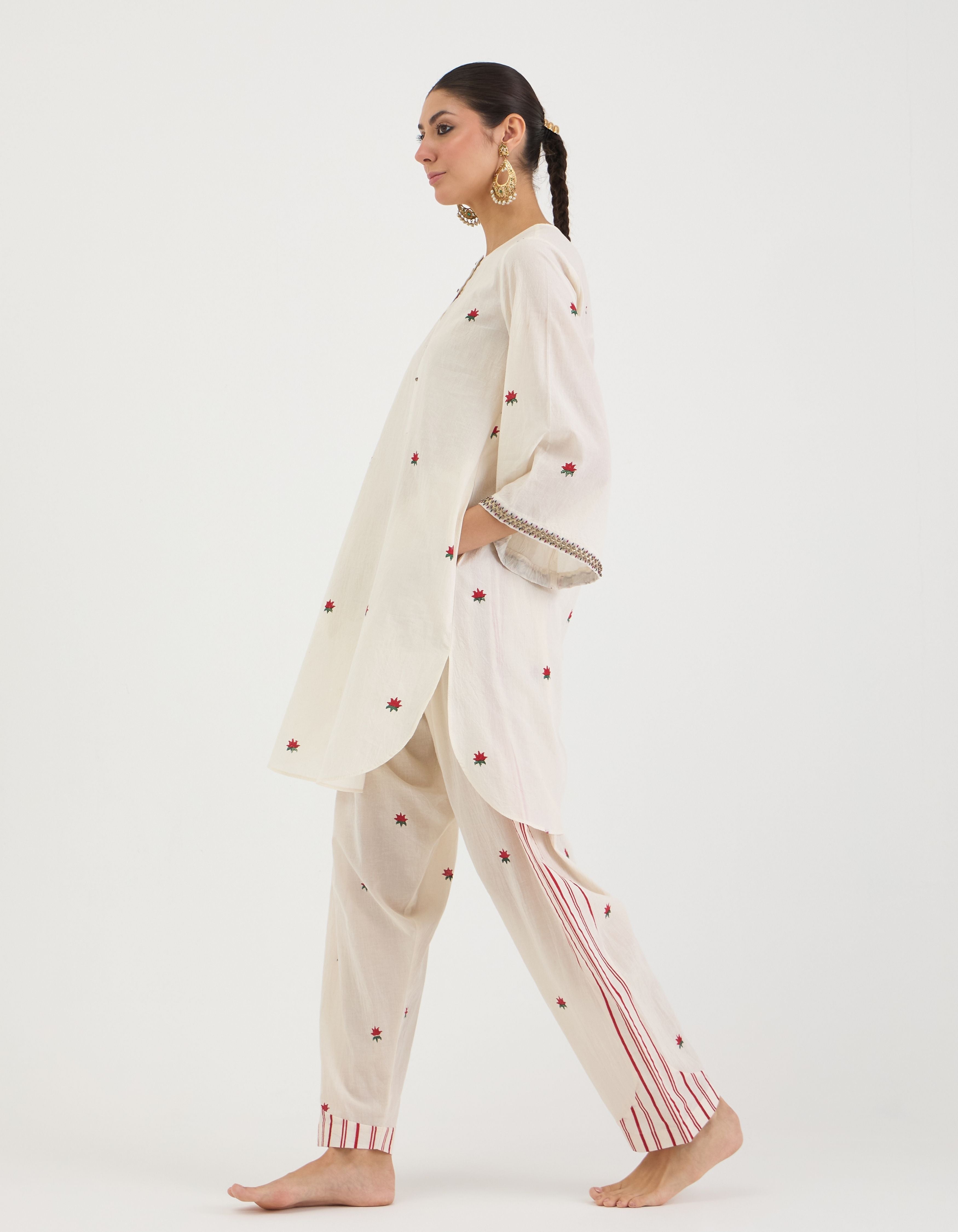 Off White Ditsy Lotus Print Sukhi Kurta Set