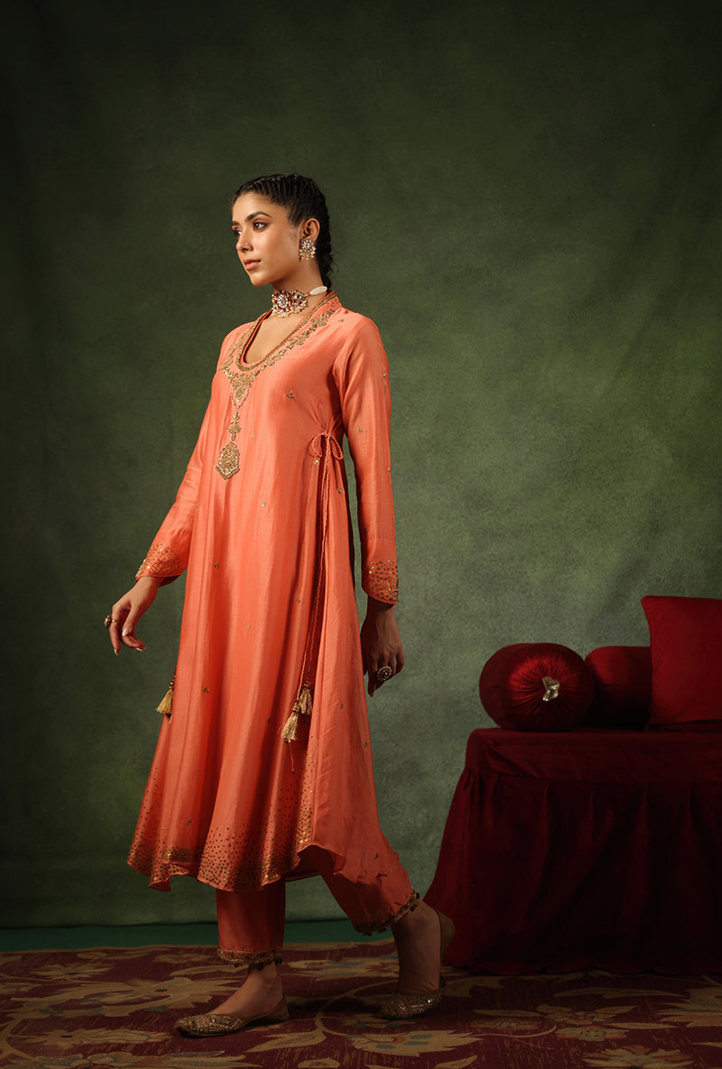 Peach Paan Buta Ishq Kurta Set