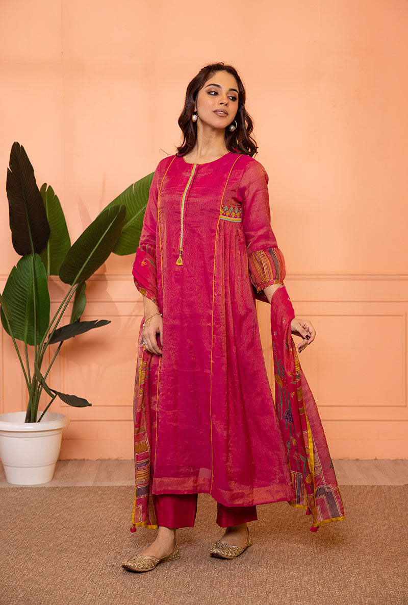 Pink Side Chunat Sia Kurta Set