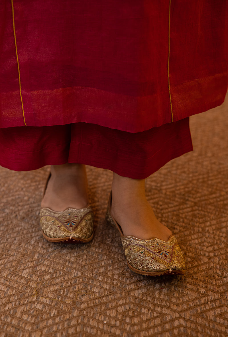 Pink Side Chunat Sia Kurta Set