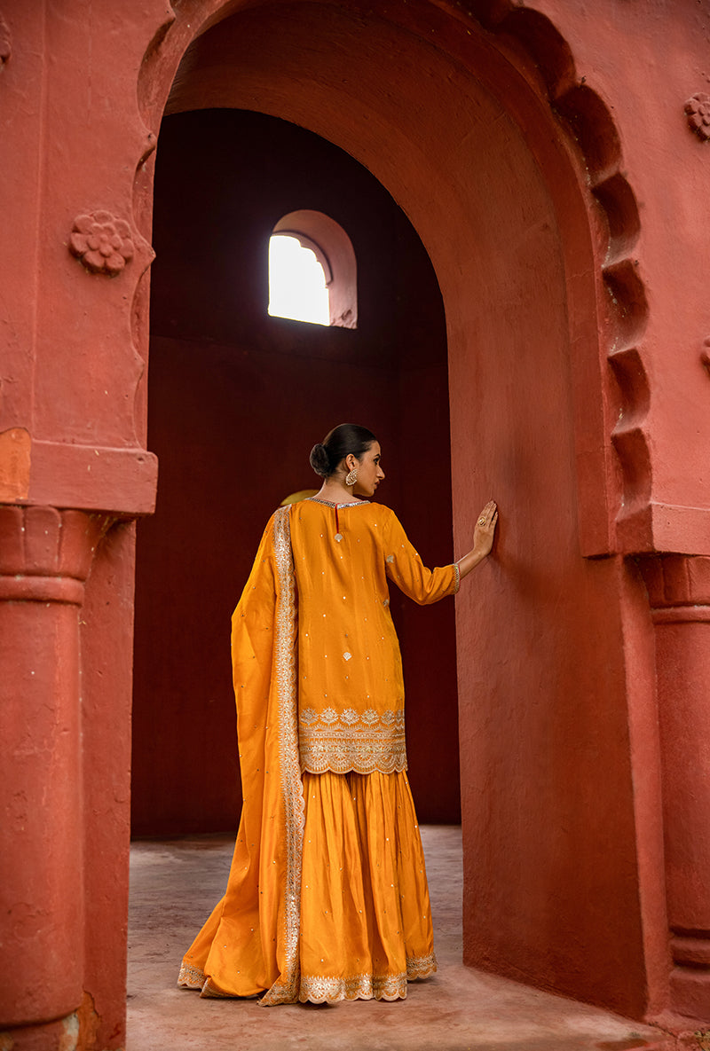 Saffron Tissue Scallop Hoor 3.0 Gharara Set