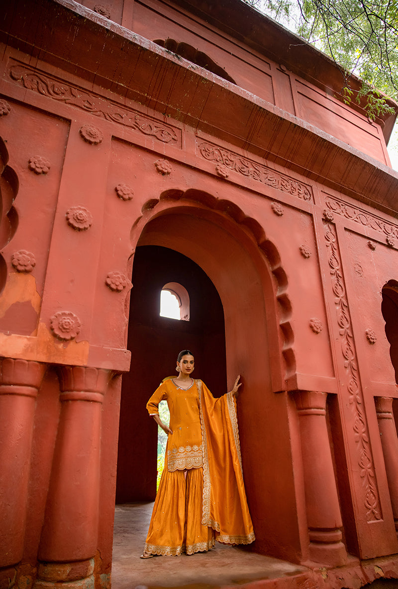 Saffron Tissue Scallop Hoor 3.0 Gharara Set