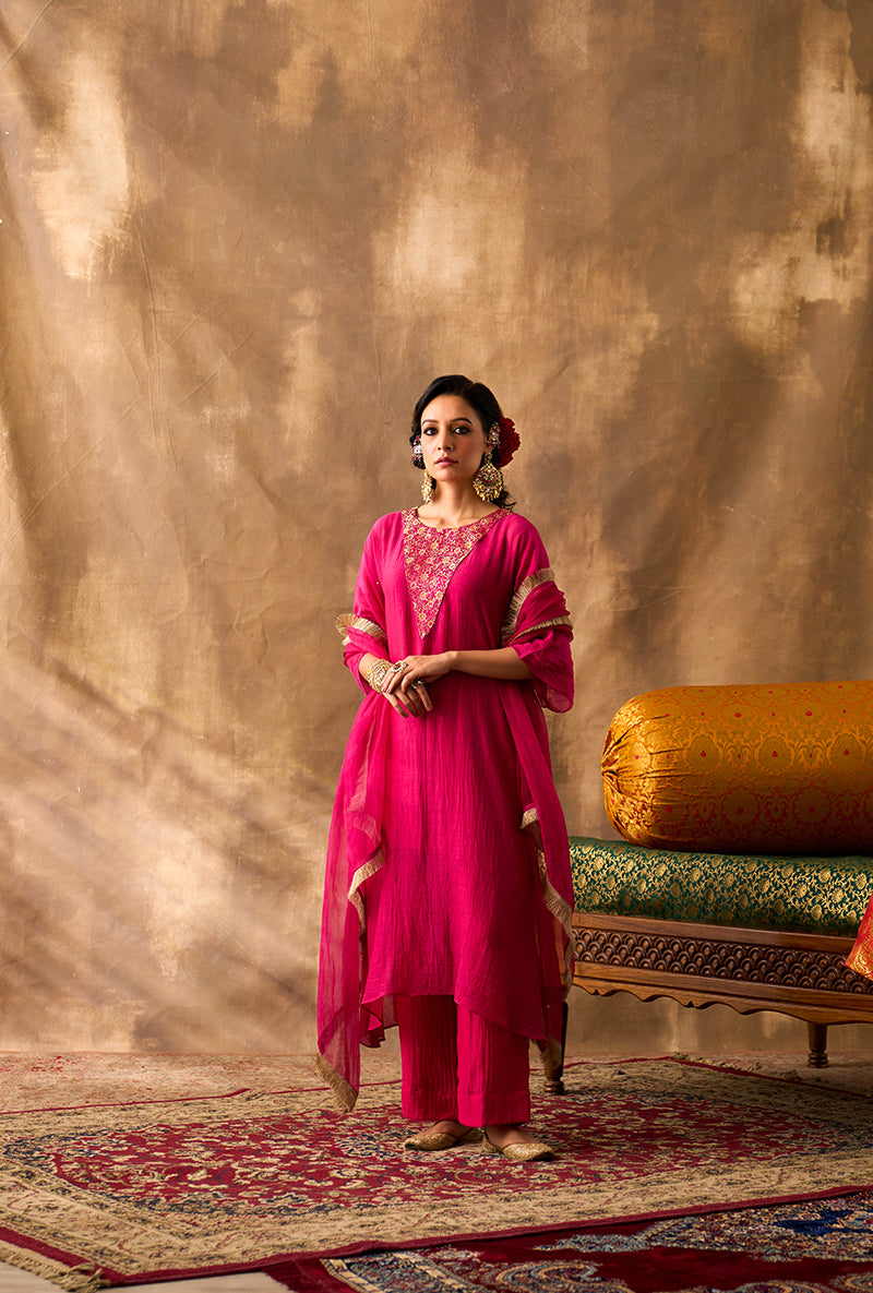 Magenta Brocade Patch Khwaab Kurta Set