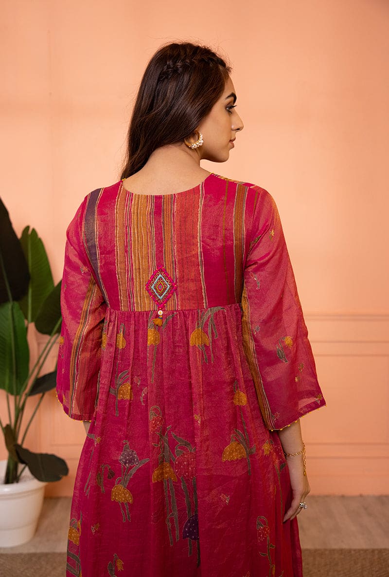 Pink Stripe Yoke Full Chunat Sia Kurta Set