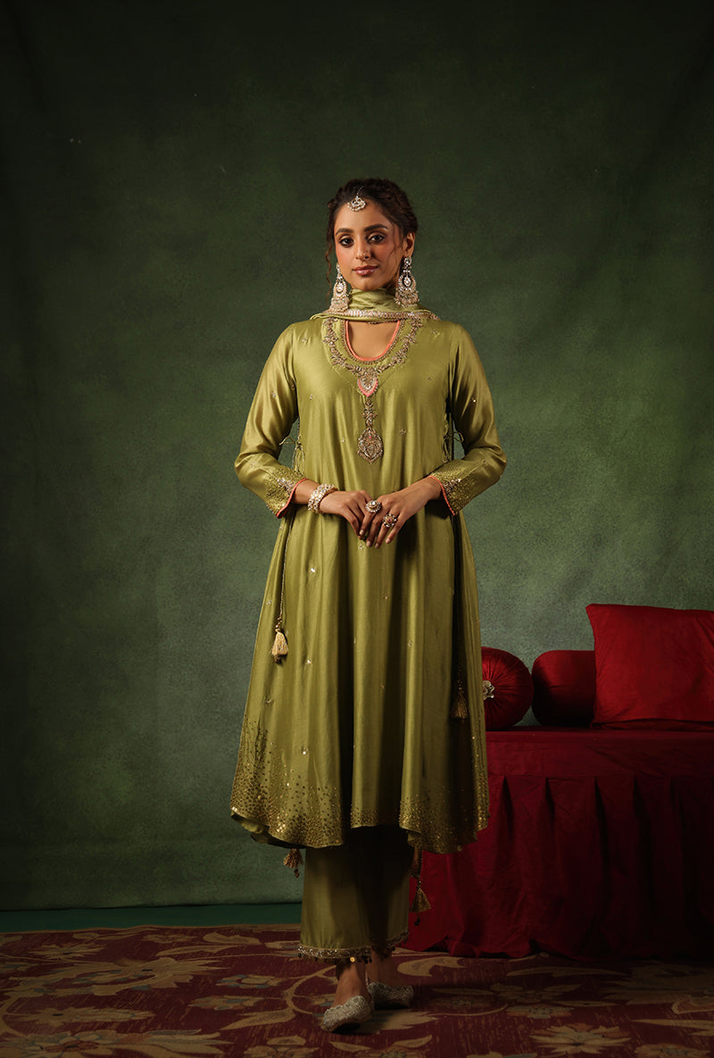 Sage Green Paan Buta Ishq Kurta Set
