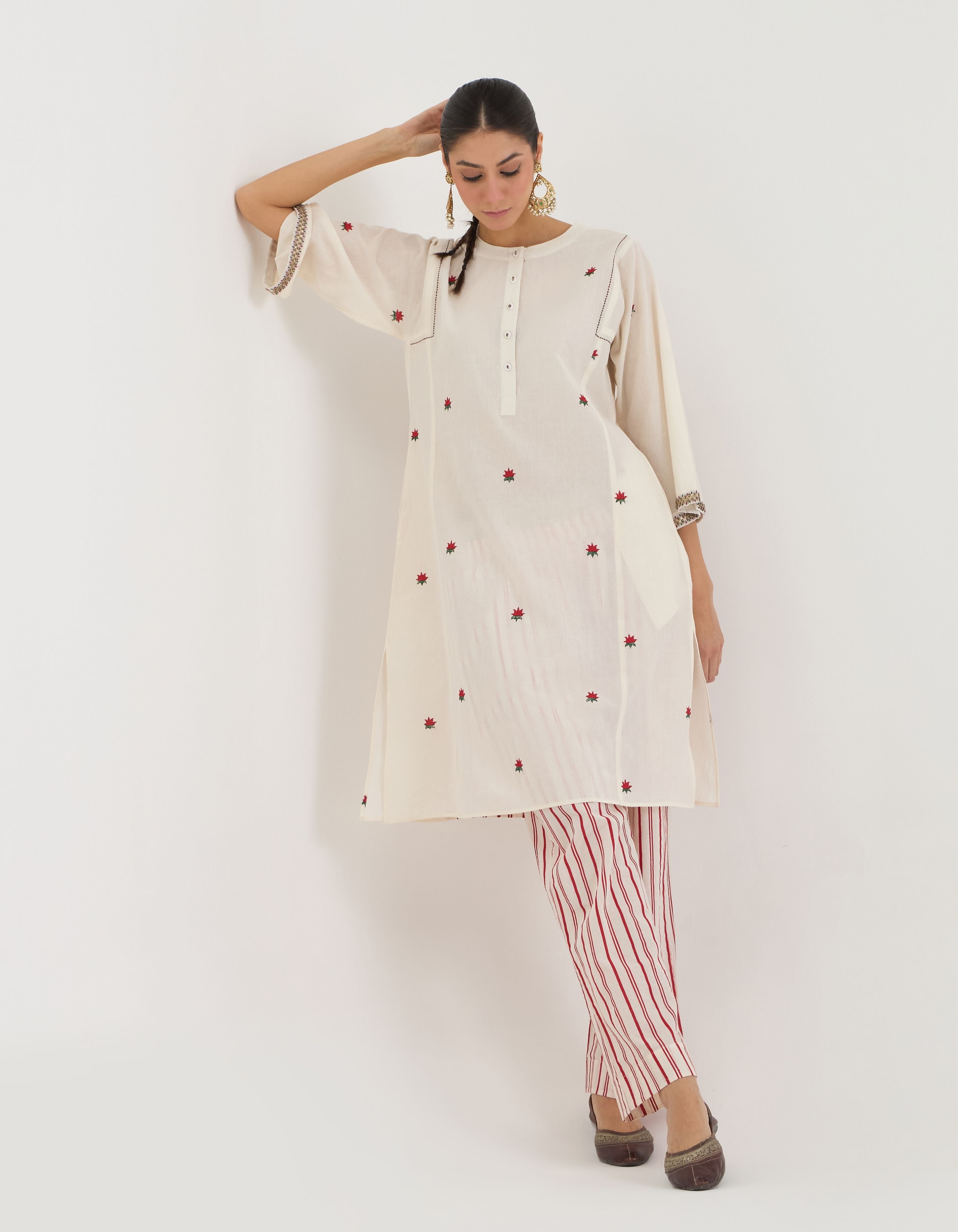 Off White Lotus Kalidaar Sukhi Kurta Set