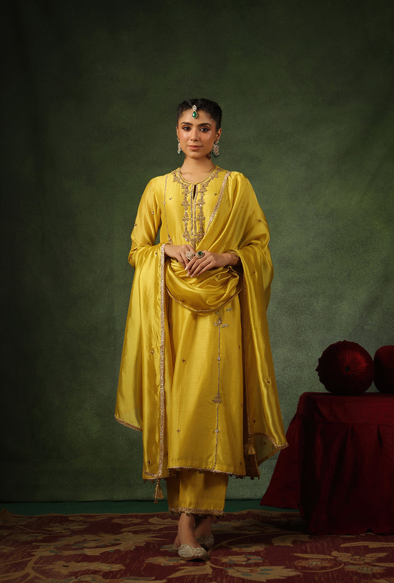 Yellow Zardosi Patti Buta Joda Ishq Kurta Set