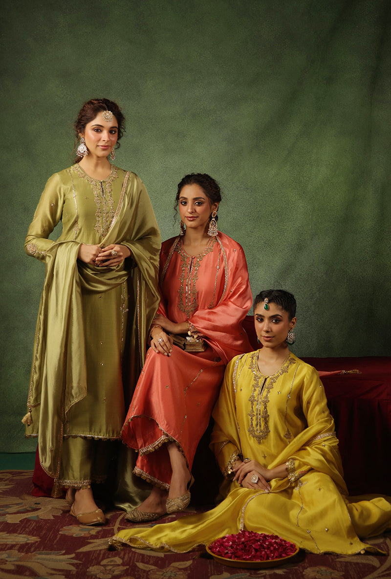 Yellow Zardosi Patti Buta Joda Ishq Kurta Set