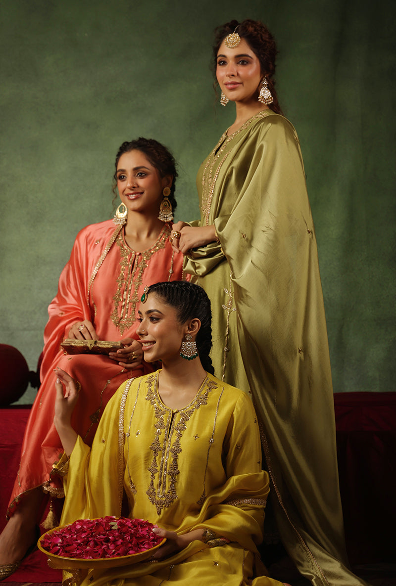 Yellow Zardosi Patti Buta Joda Ishq Kurta Set