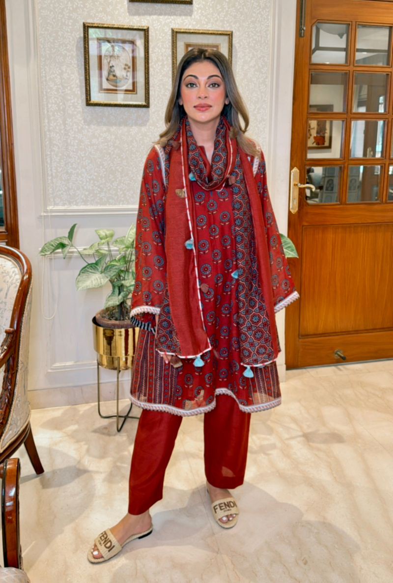 Meghna Nayyar in Red Ajrak Side Gathers Kurta Set