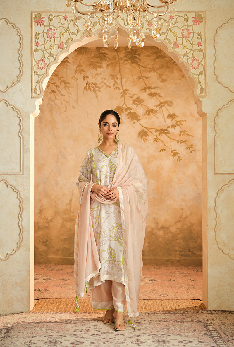 Ivory Floral Digital Printed Goonj Kurta Set