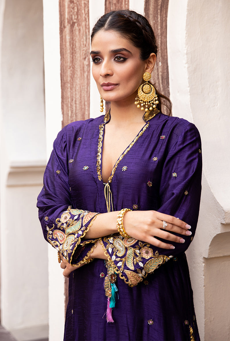 Eka Lakhani In Purple Mughal Jaal Heavy Sleeve Ulfat Kurta Set