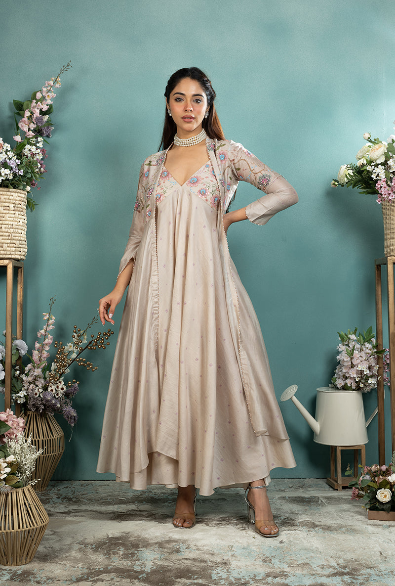 Ivory Mughal Made In Heaven Jacket Set