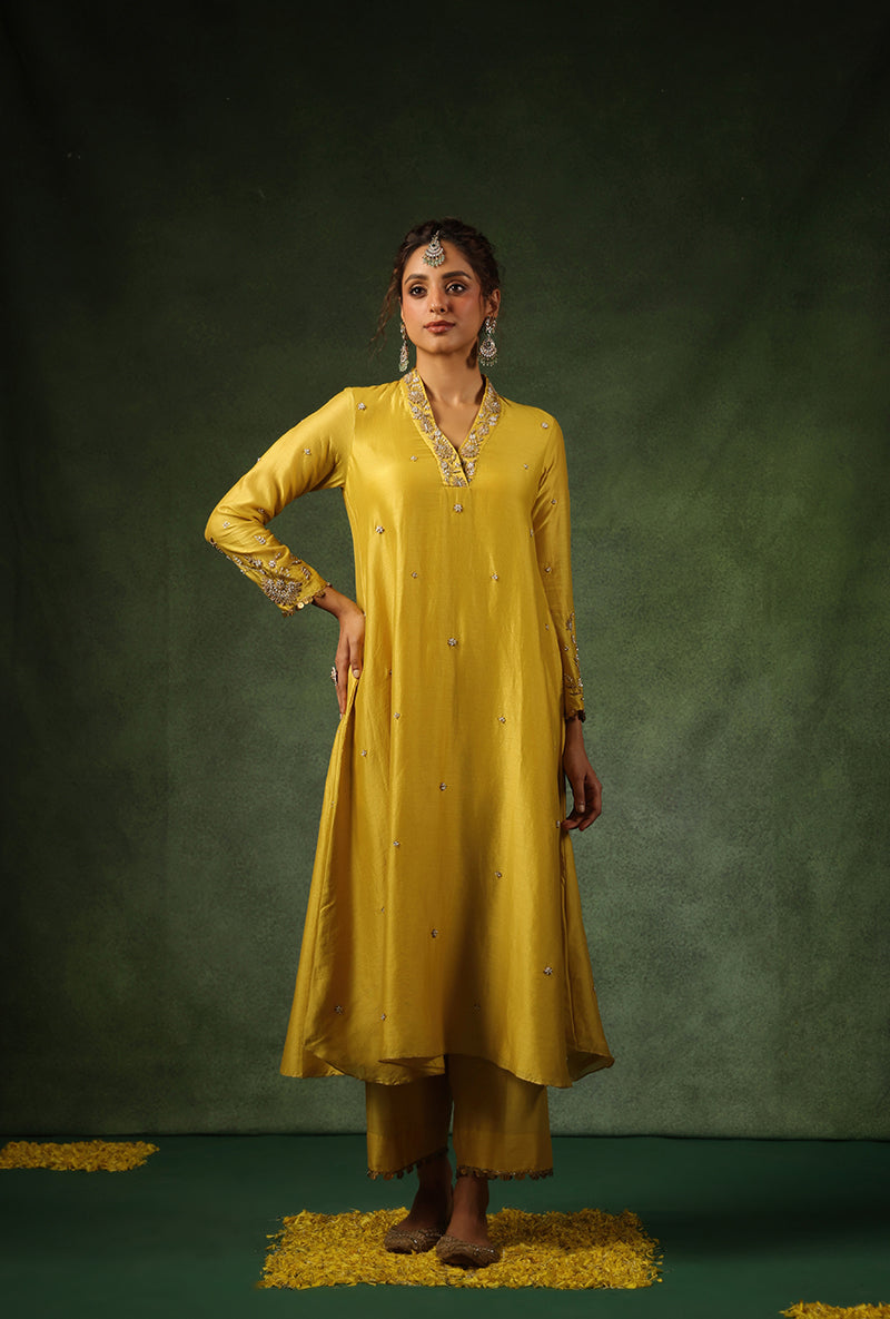 Yellow Overlap Neckline Ishq Kurta Set