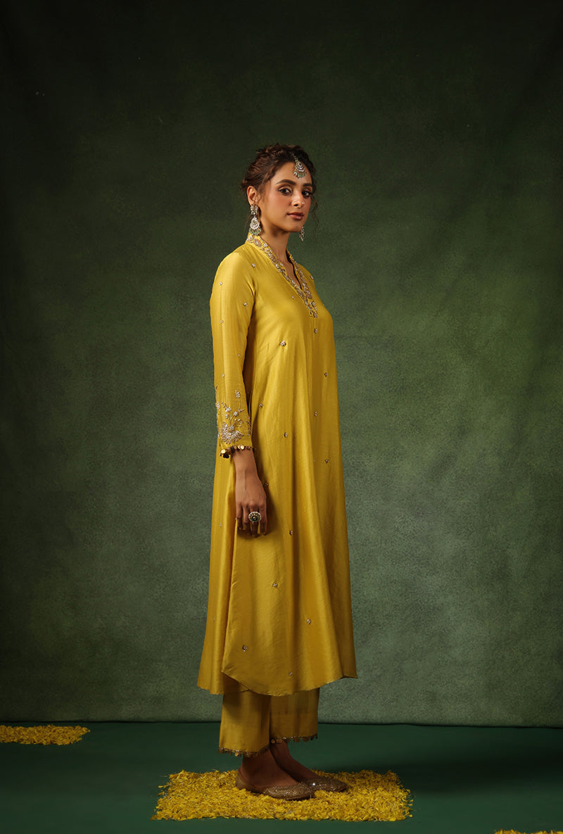 Yellow Overlap Neckline Ishq Kurta Set