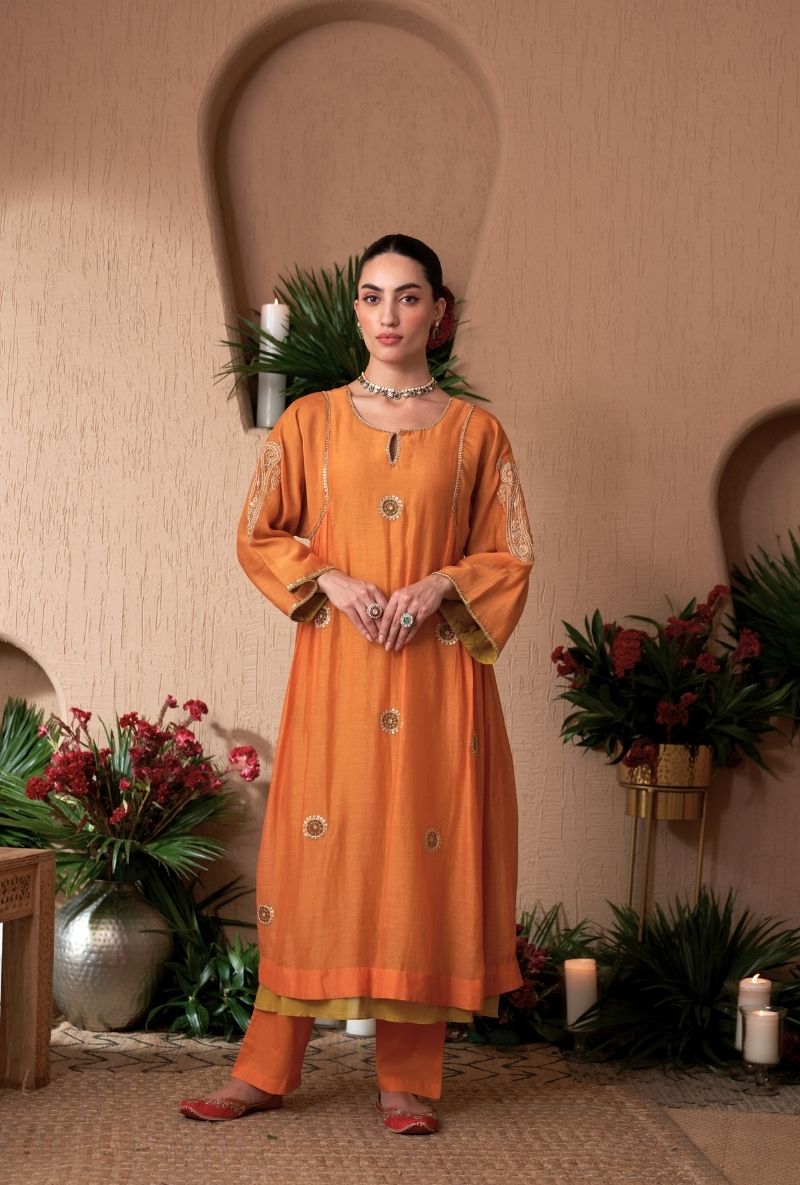 Orange Contrast Lining Square Sleeve Naveli Kurta Set