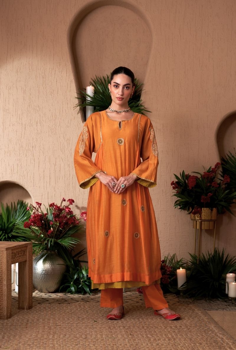 Orange Contrast Lining Square Sleeve Naveli Kurta Set