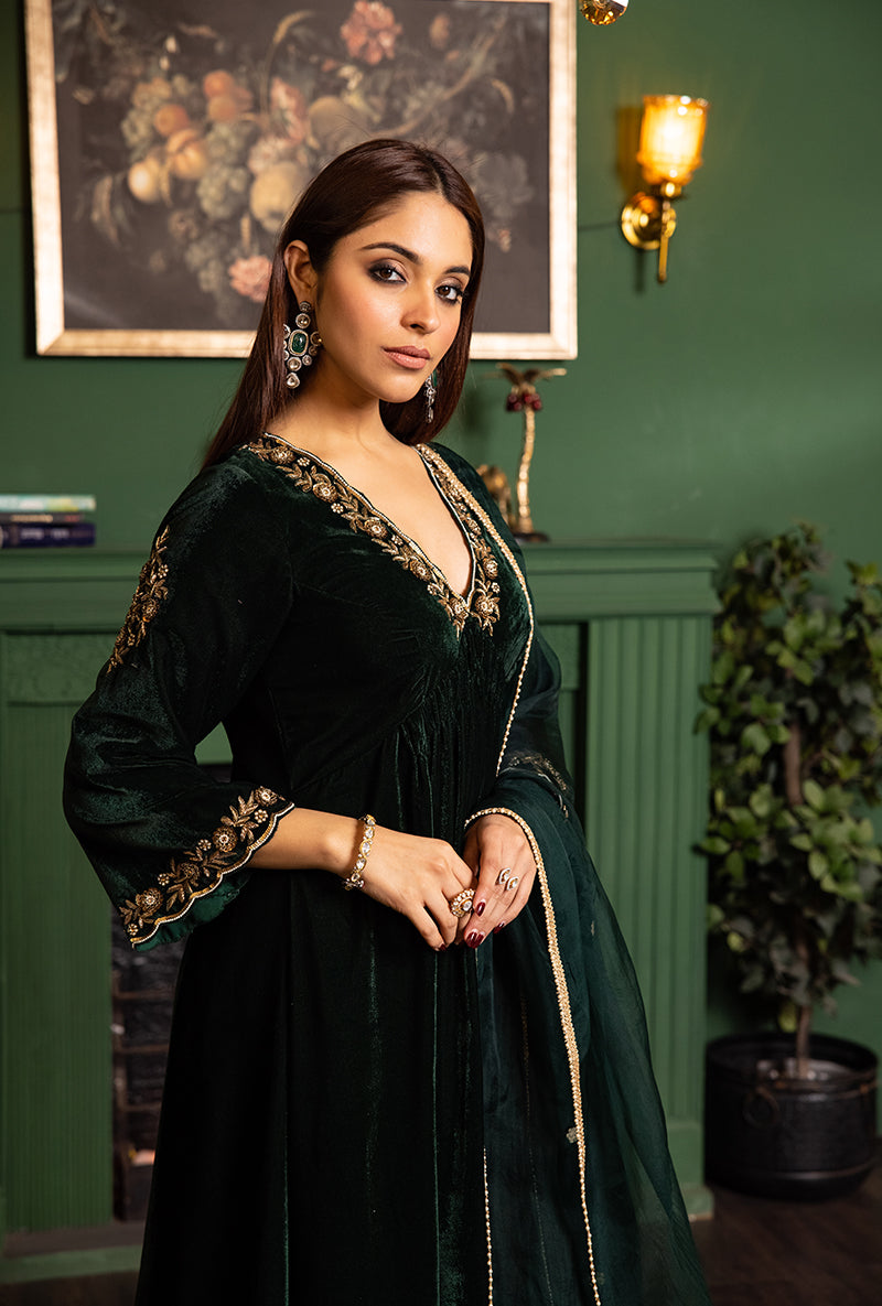 Bottle Green Velvet Empire Line Dastaan Kurta Set