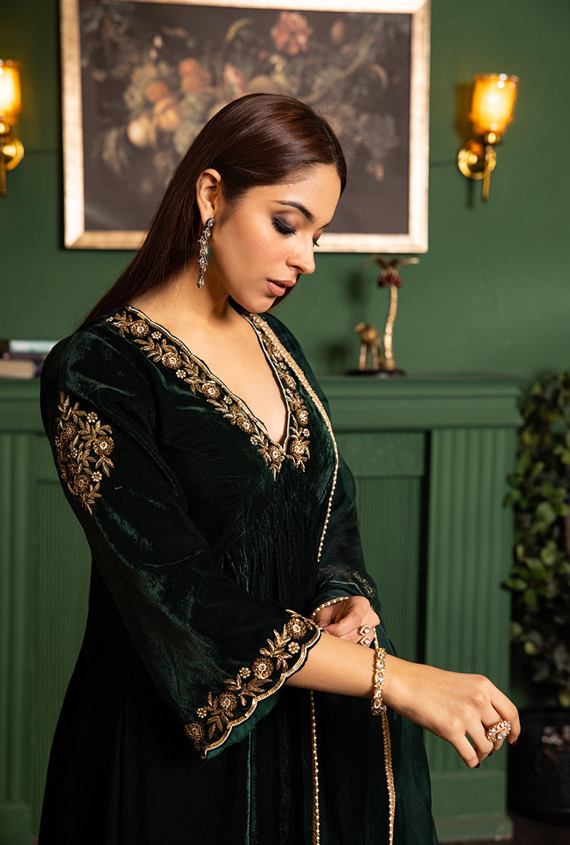 Bottle Green Velvet Empire Line Dastaan Kurta Set