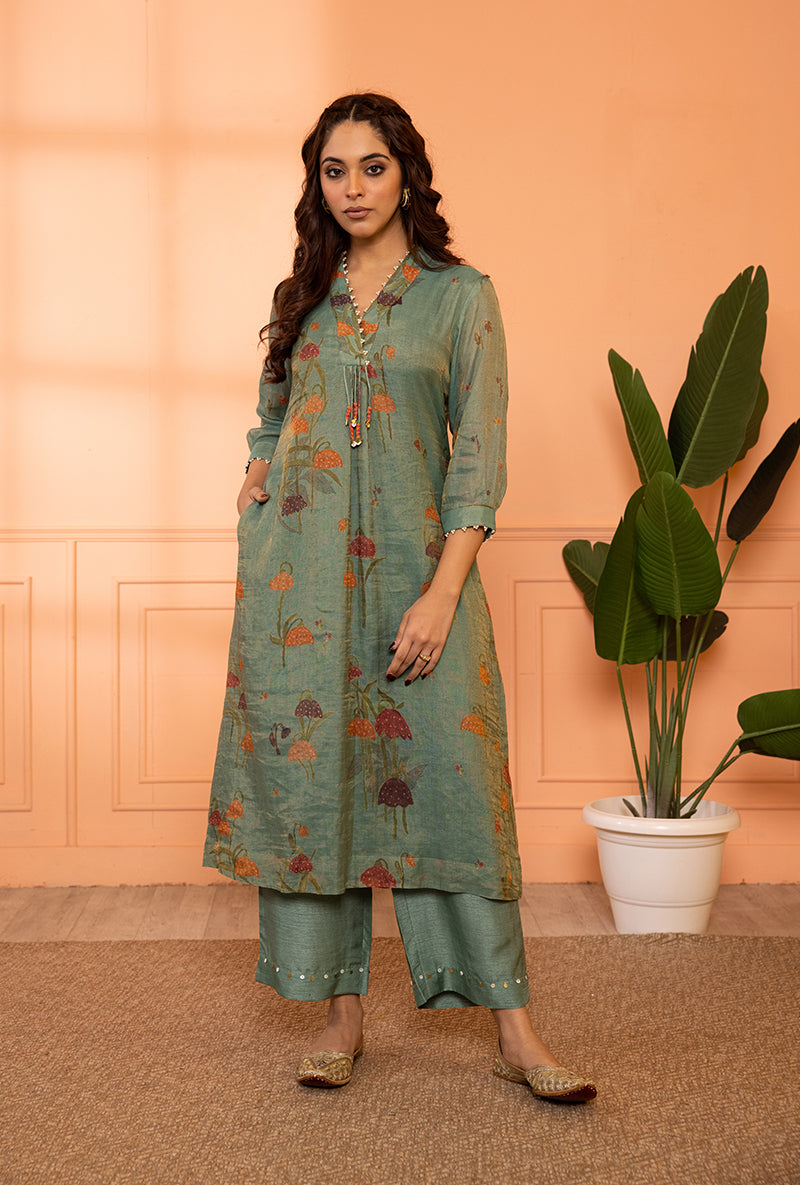 Meghna Nayyar In Teal Blue High Collar Sia Kurta Set