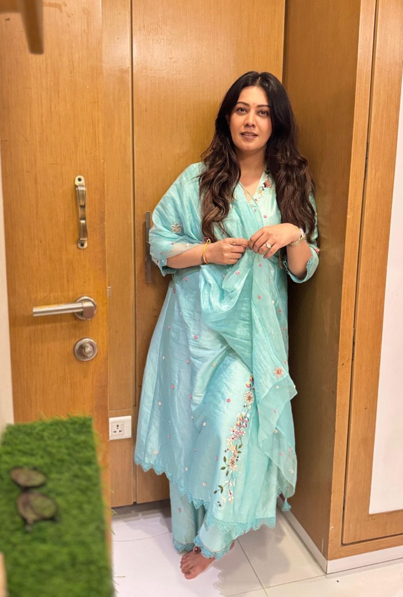 Eka Lakhani in Blue French Knot Pocket Style Suhaani Kurta Set
