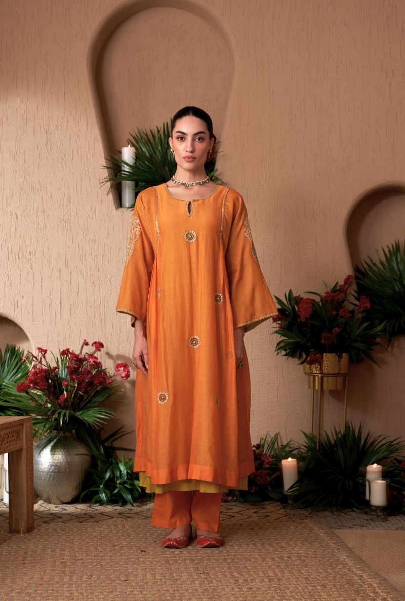 Orange Contrast Lining Square Sleeve Naveli Kurta Set