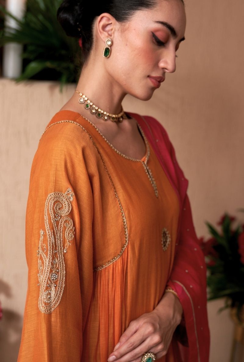 Orange Contrast Lining Square Sleeve Naveli Kurta Set