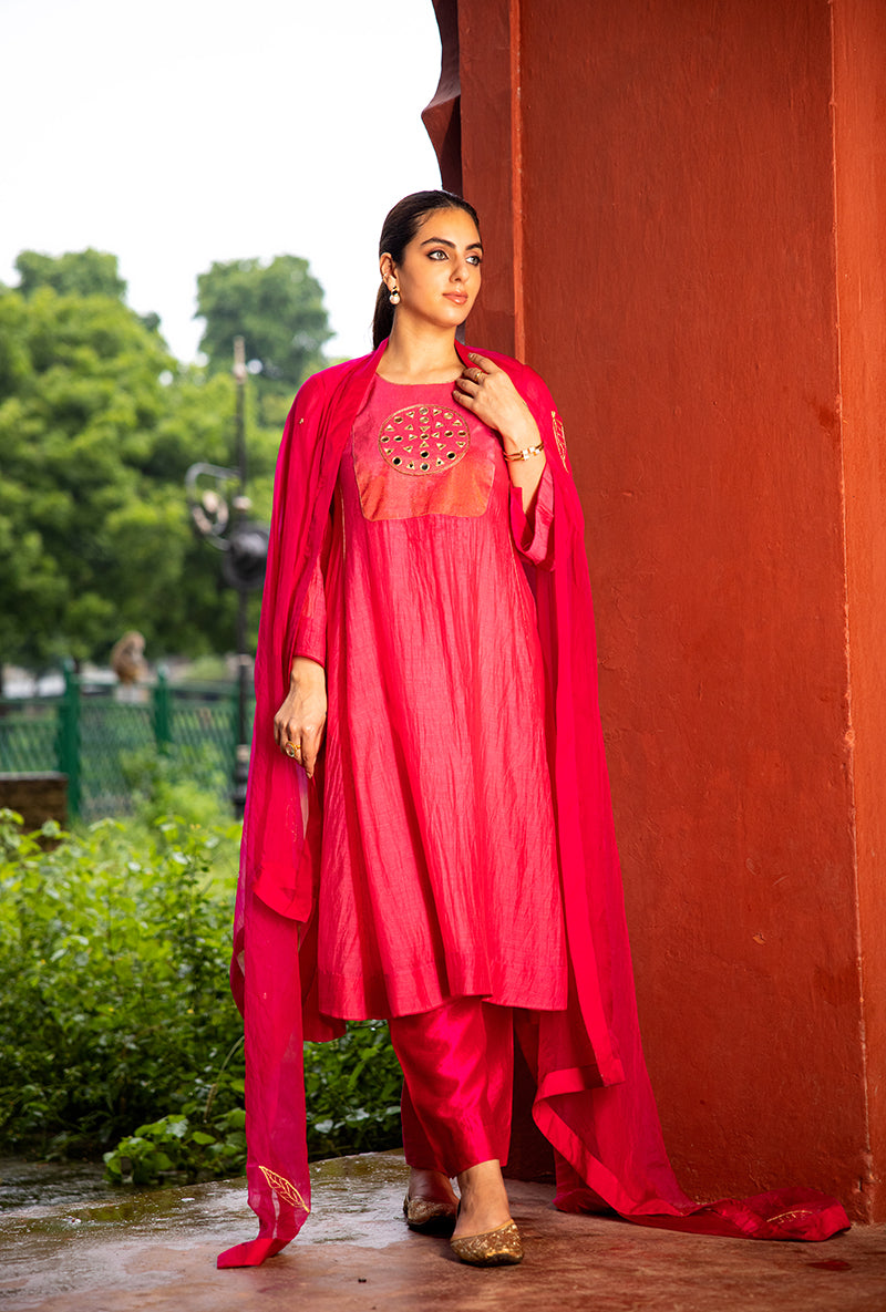 Neon Pink Mirror Work Dor Kurta Set