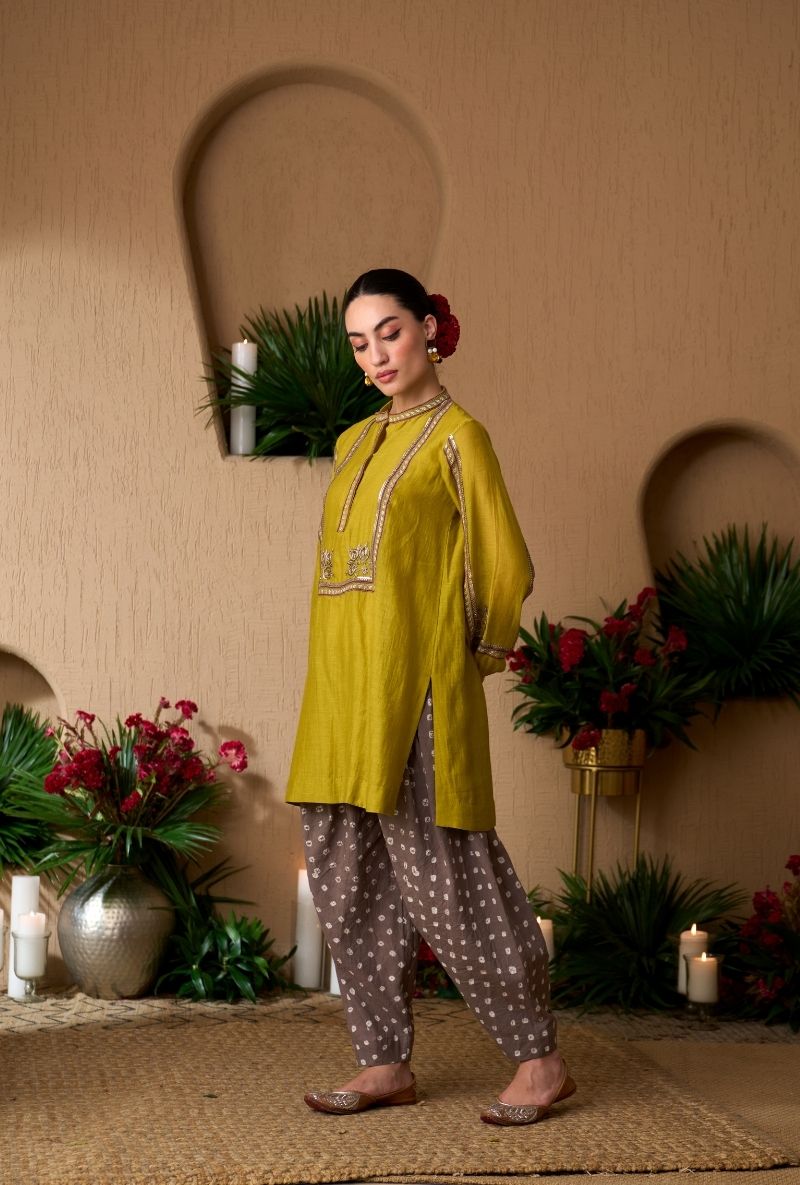 Green Bandhej Dhoti Naveli Kurta Set