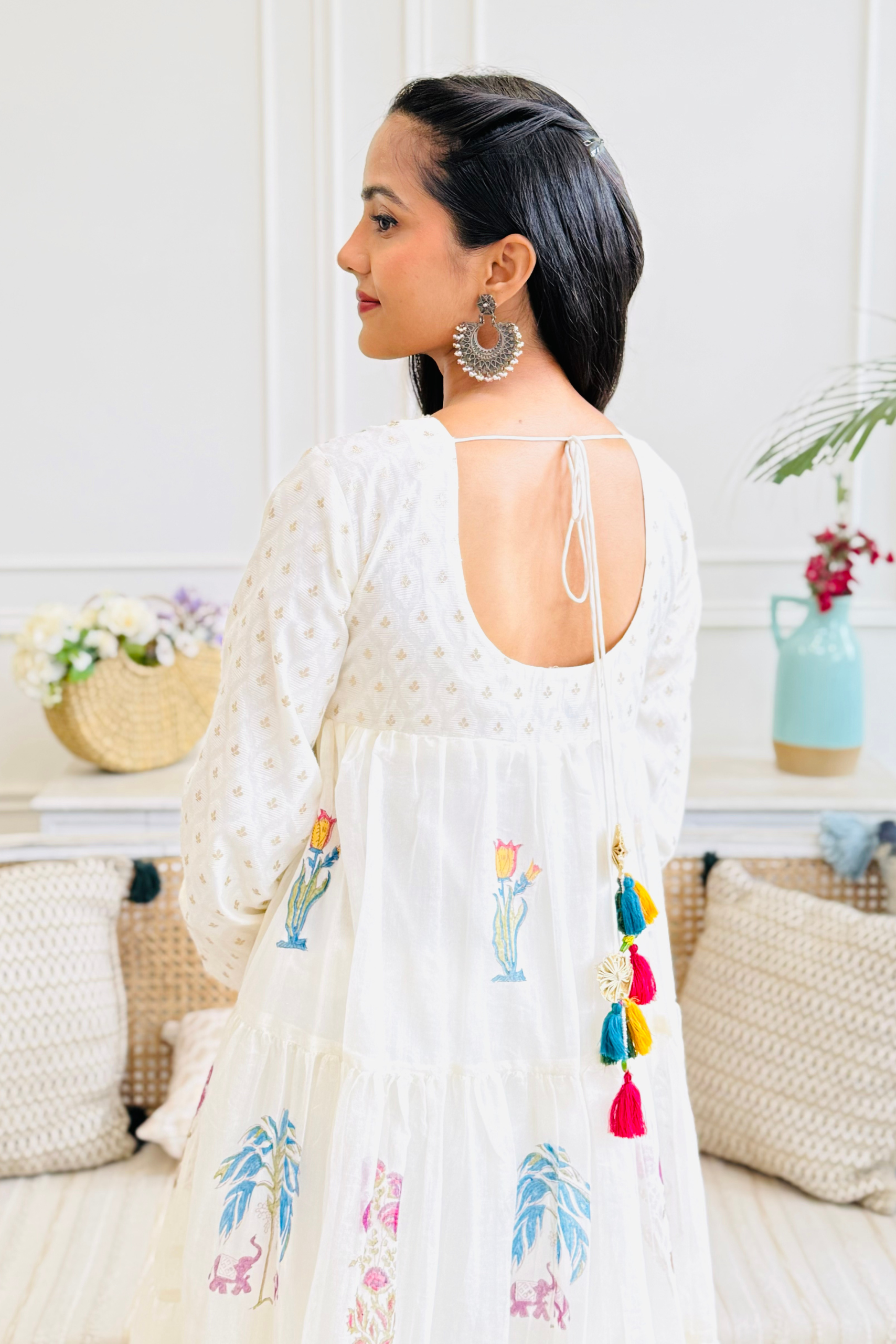 Jyoti Verma in Off White Jacquard Layered Farah Anarkali Set