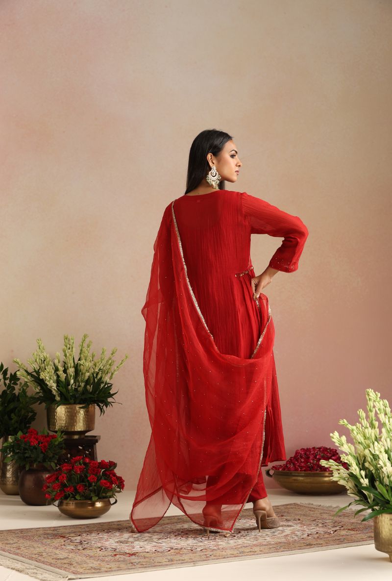 Red Side Kali Sitara Itrh Kurta Set