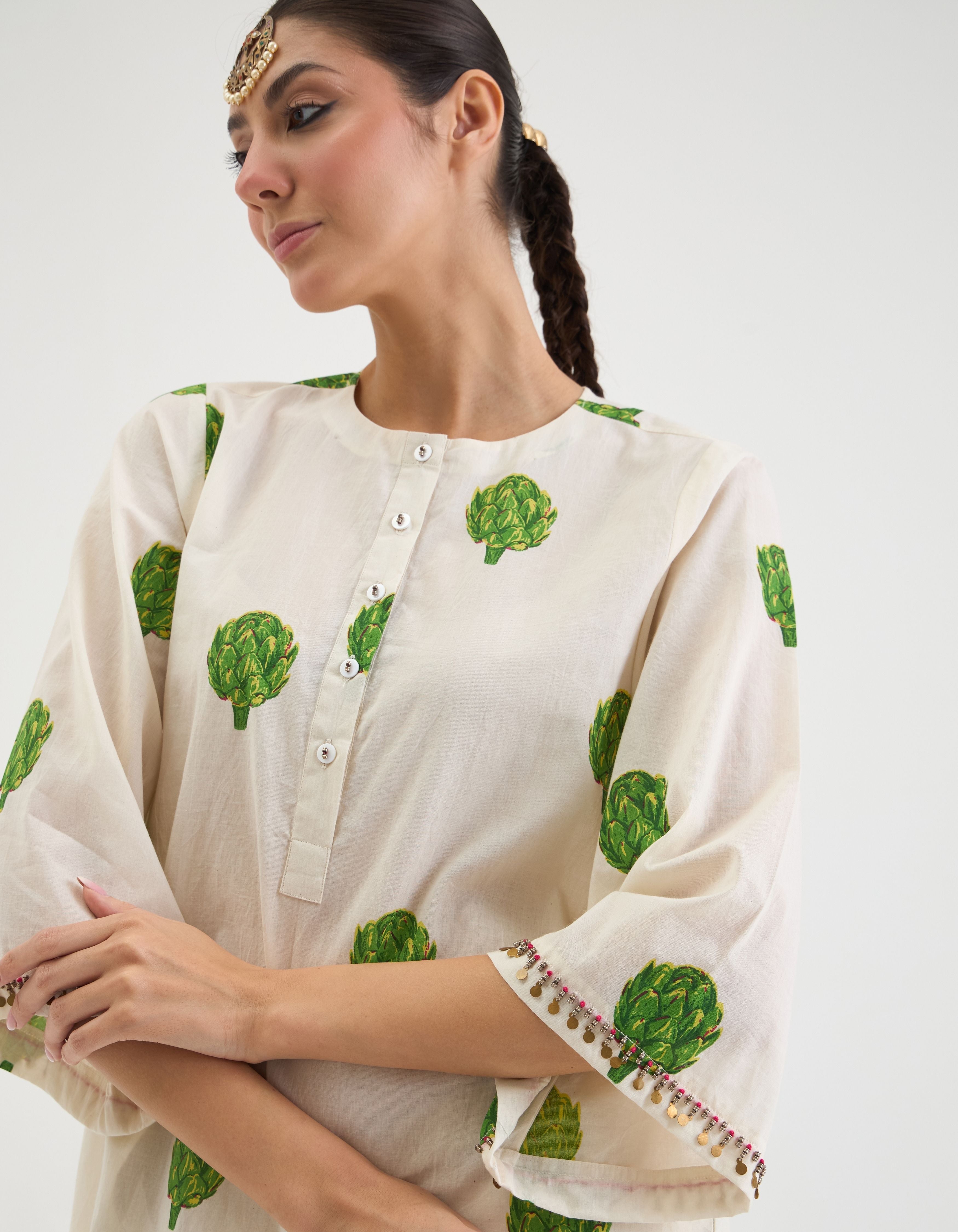Off White Artichoke Sukhi Kurta Set