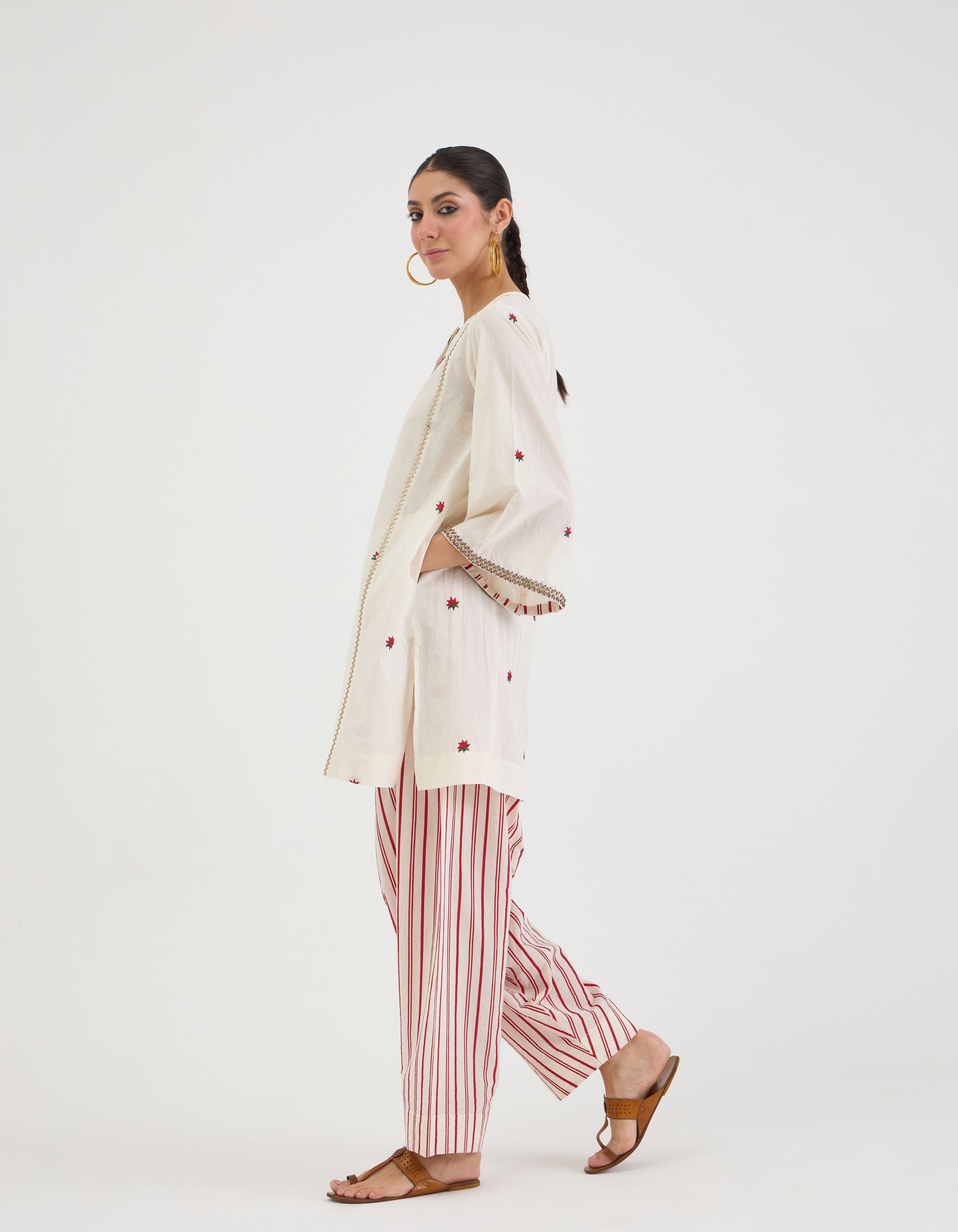Off White Lotus And Stripe Print Sukhi Kurta Set