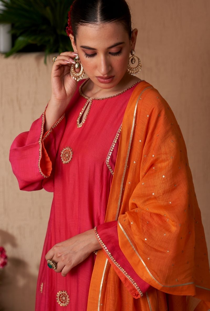 Rani Pink Contrast Lining Square Sleeve Naveli Kurta Set