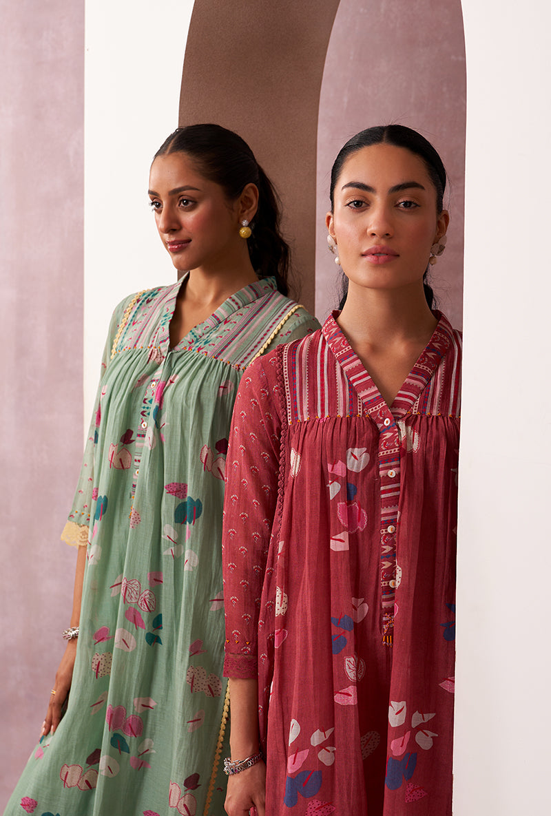 Aqua V-Neck Mahira Kurta Set