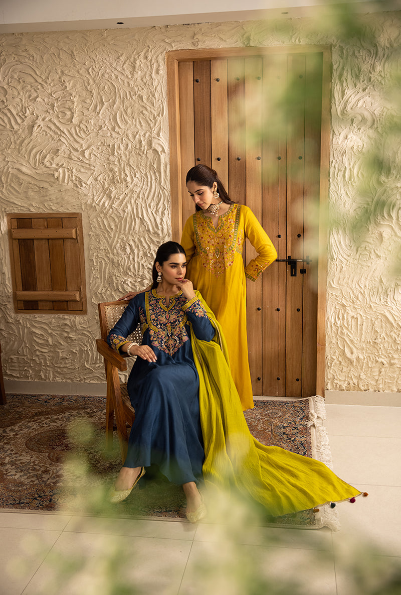 Blue Mughal Yoke Masakali Kurta Set