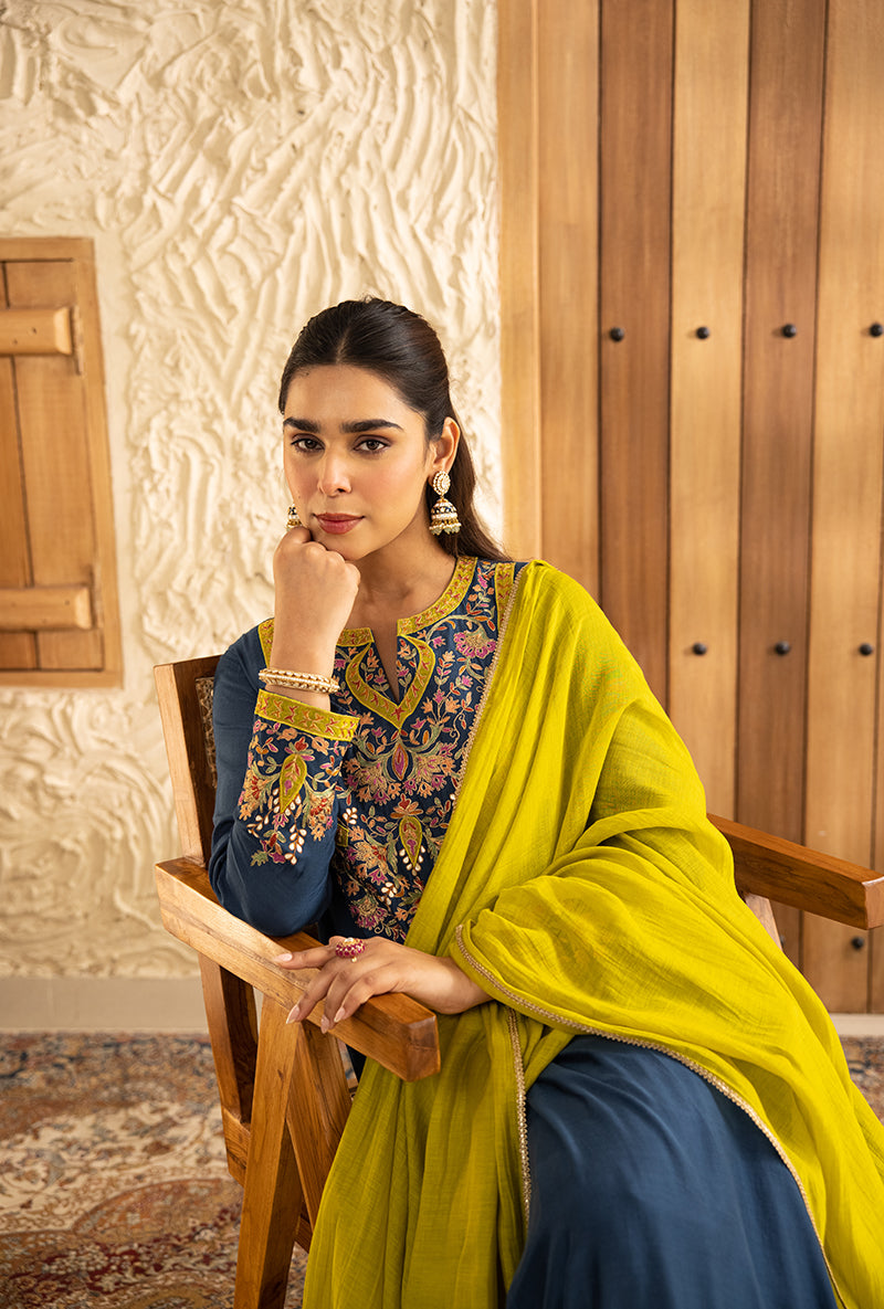 Blue Mughal Yoke Masakali Kurta Set