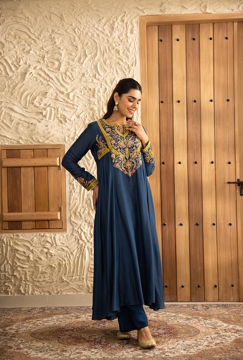 Blue Mughal Yoke Masakali Kurta Set