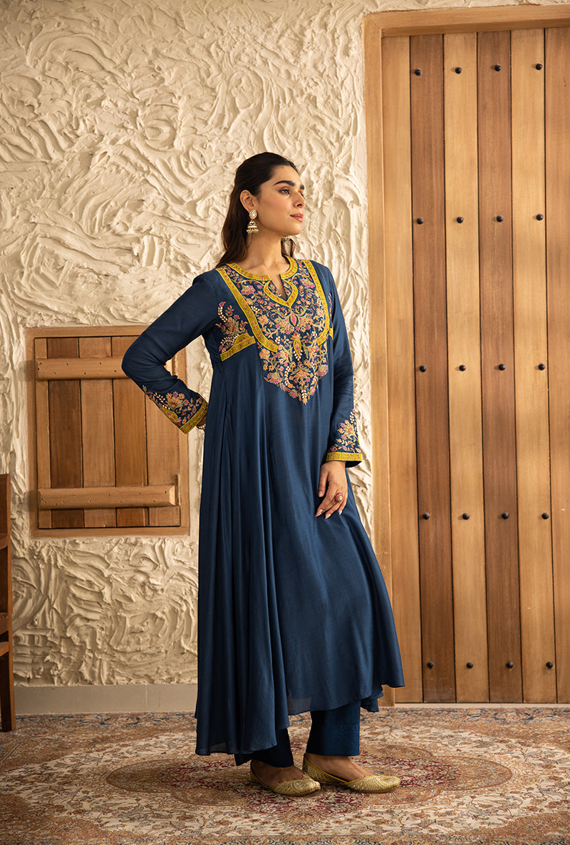 Blue Mughal Yoke Masakali Kurta Set