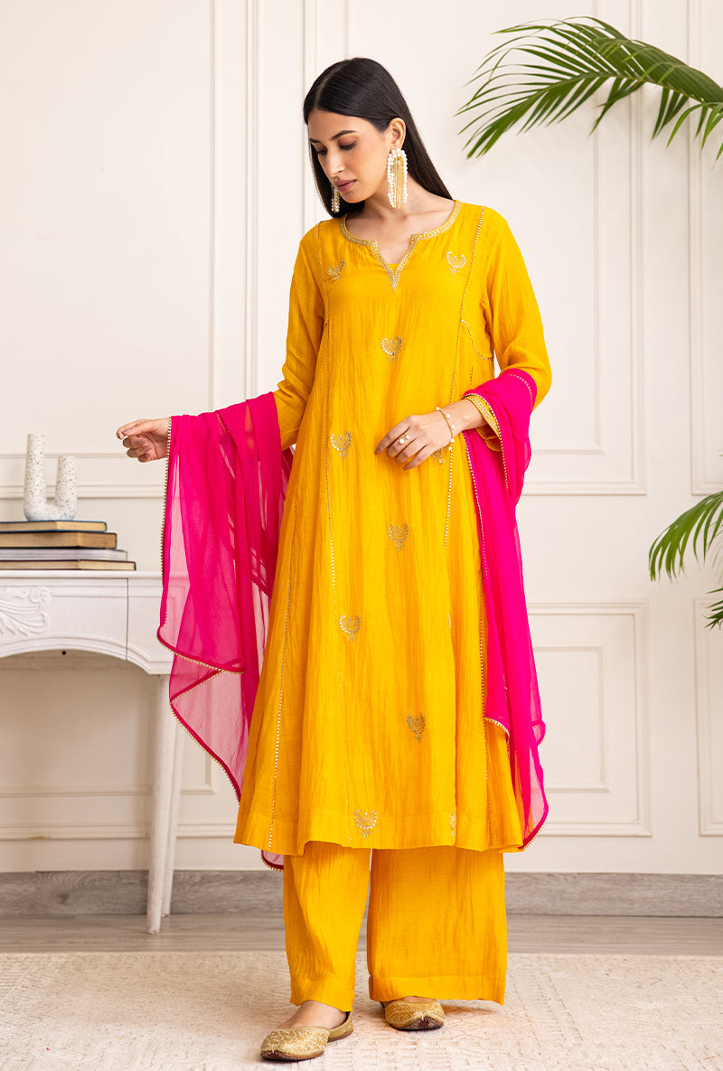 Mango Yellow Chandbali Soha Kurta Set