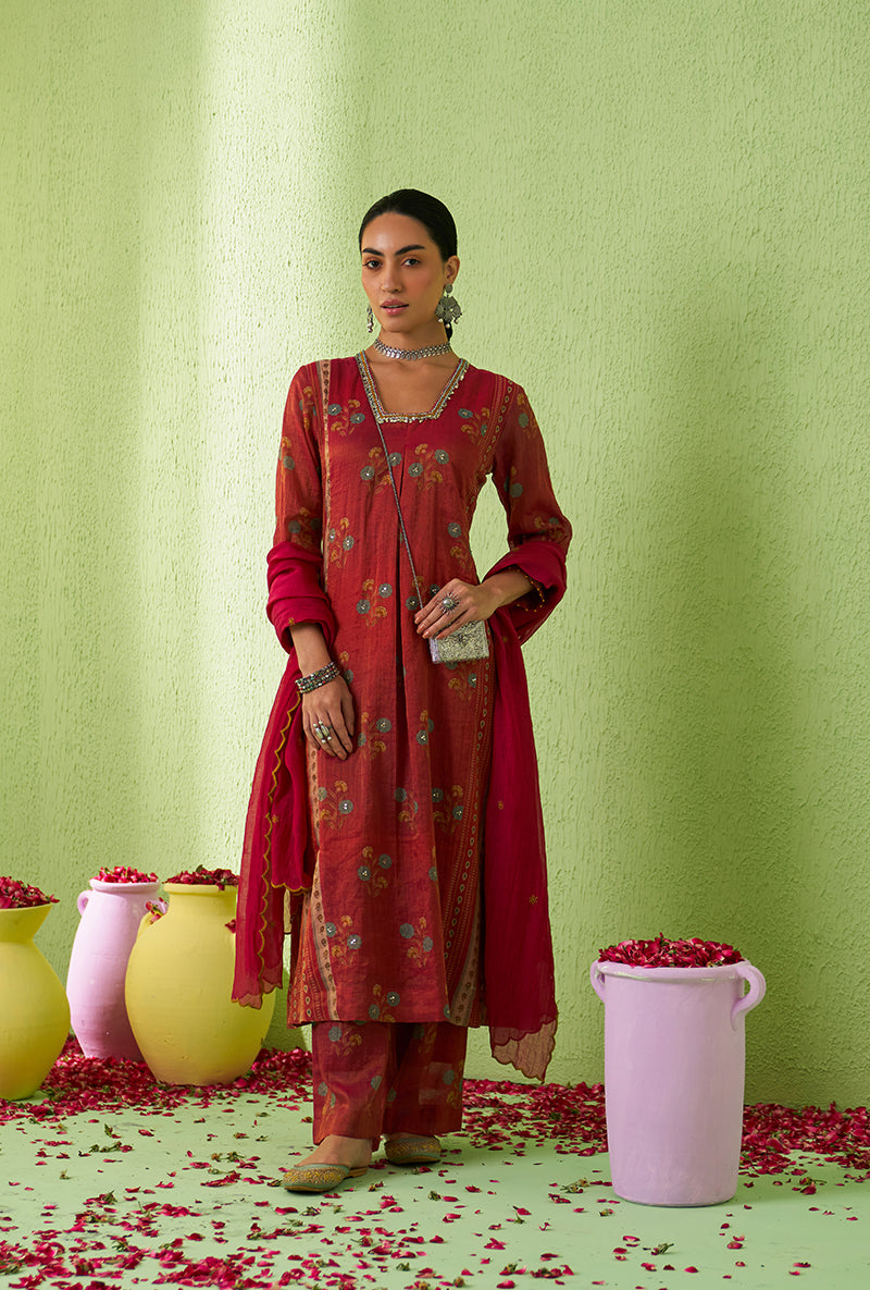 Rani Pink Glass Neckline Taara Kurta Set