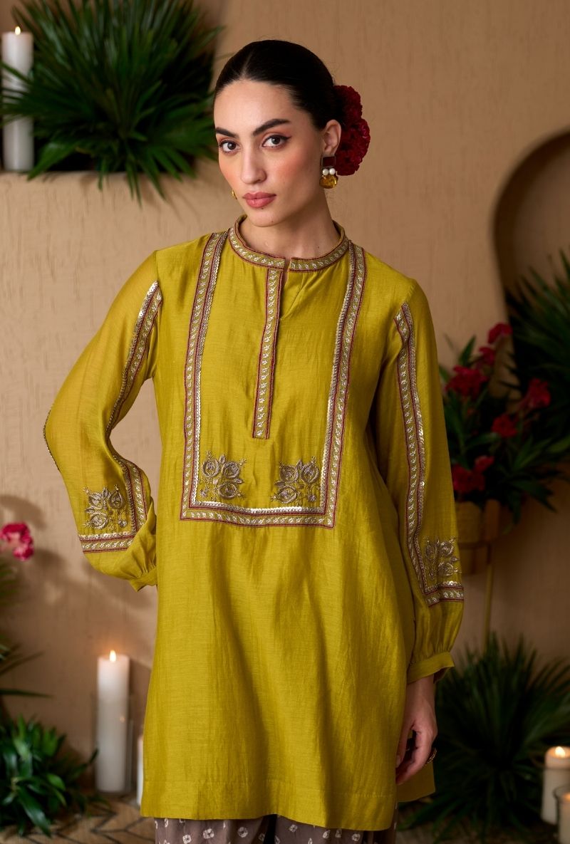 Green Bandhej Dhoti Naveli Kurta Set