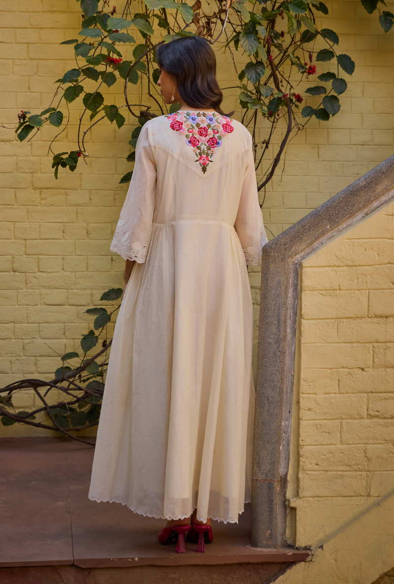 Ivory Cut Dana And Sequin Cape Anaardana Dress Set